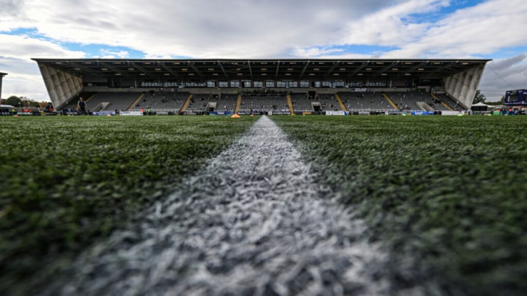 Newcastle-united-home-ground-pitch