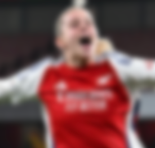 Blurred - Arsenal - Alessia Russo